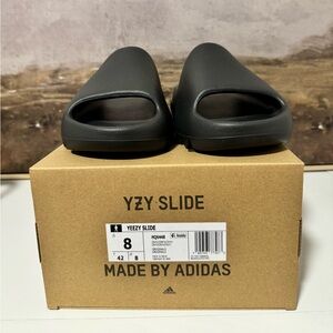 Adidas Yeezy slide Onyx NIB